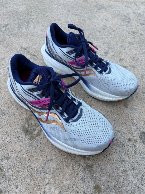 Saucony Shoes - Saucony Women's Triumph 20 Prospect Glass Running Sneakers Size 9.5